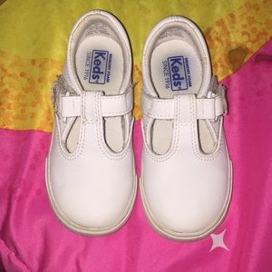 Size 8m toddler t-strap Keds